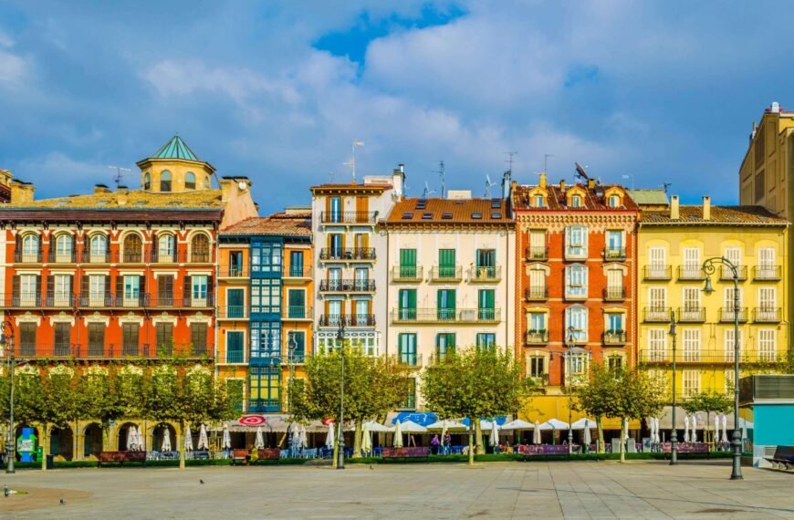 Explore the Enchanting Charm of Pamplona: A Guide to Must-See Attractions in Navarra