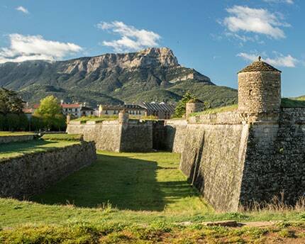 Exploring Jaca: Unveiling the Charms of Aragon's Pyrenean Haven