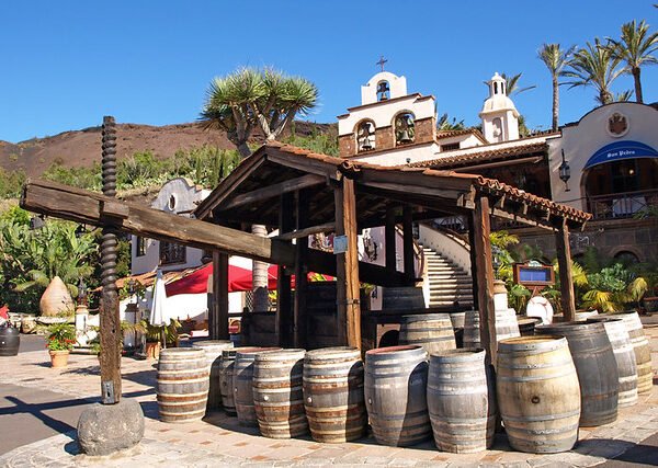 Exploring Los Realejos: Nature, History, and Culinary Delights in Tenerife